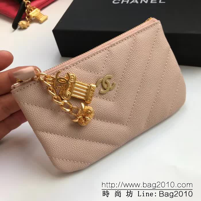 CHANEL香奈兒 頂級原單 18年早春新款系列 零錢包 顆粒壓花牛皮 神廟貓頭鷹吊墜 82365  DJC3105